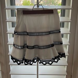 White and black skirt (fancy)